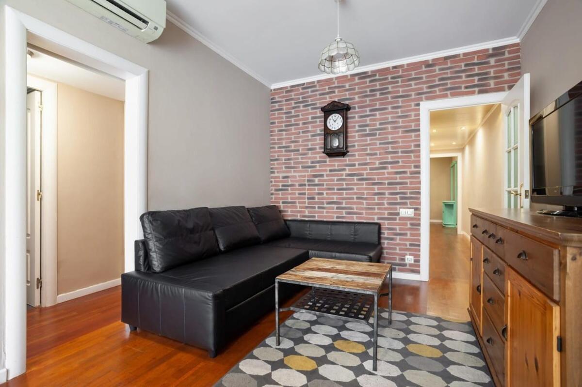Next To Sagrada Familia 4-Bedroom Apartment Barcelone Extérieur photo